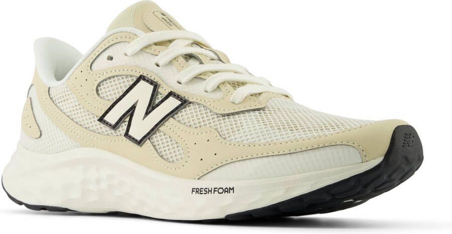 New Balance Fresh Foam Arishi V4 Sneakers beige