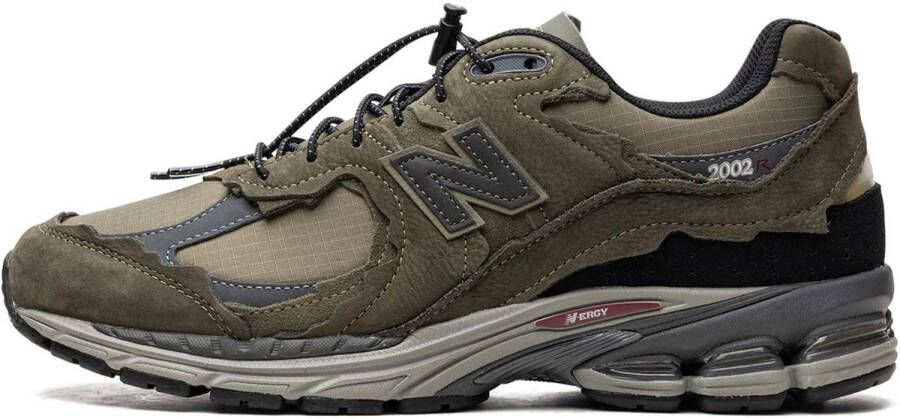 New Balance M2002RDN Protection Pack Dark Moss Groen Sneakers