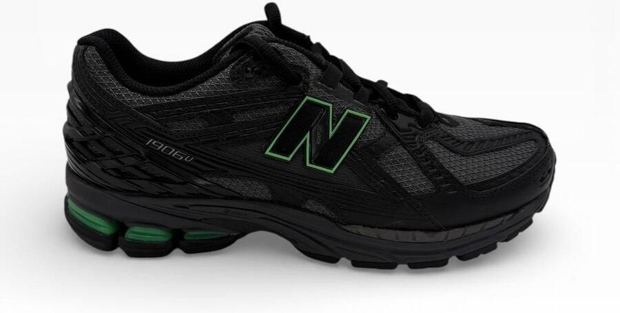 New Balance 1906U Sneakers Zwart Groen