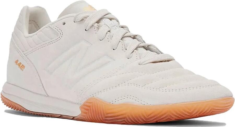 New Balance 442 Pro In Ls V2 Zaalschoenen Beige 1 2 Man