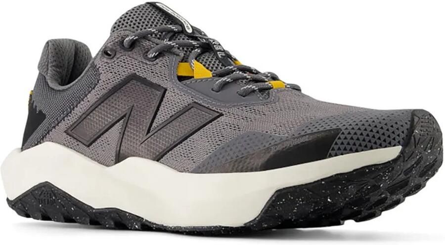 New Balance Dynasoft Nitrel V6 Trailschoenen Grijs 1 2 Man