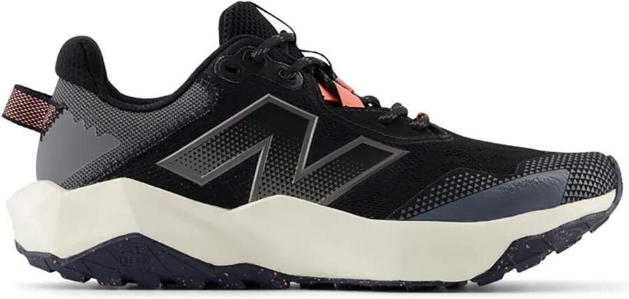 New Balance Dynasoft Nitrel V6 Trailschoenen Zwart Vrouw