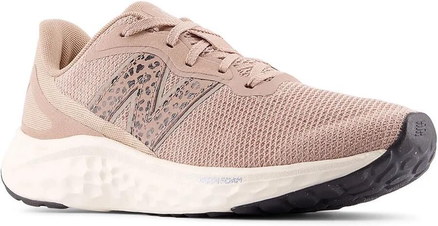 New Balance Fresh Foam Arishi V4 Hardloopschoenen Beige Vrouw