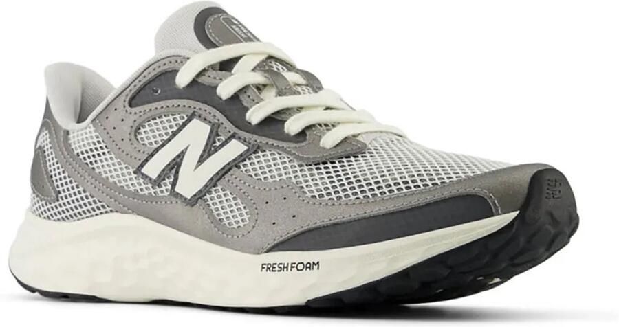 New Balance Fresh Foam Arishi V4 Hardloopschoenen Grijs Man