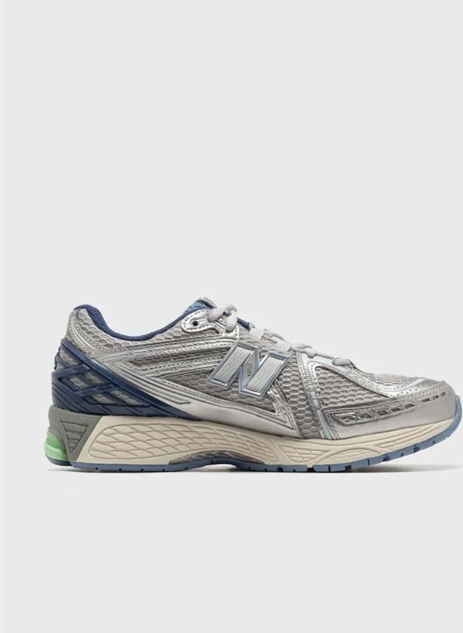 New Balance Mesh Sneakers Silver Metallic Sky