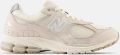 New Balance Sneakers M2002r Cream - Beige