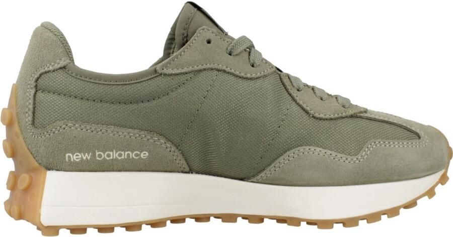 New Balance Stijlvolle Sneakers voor Mannen en Vrouwen