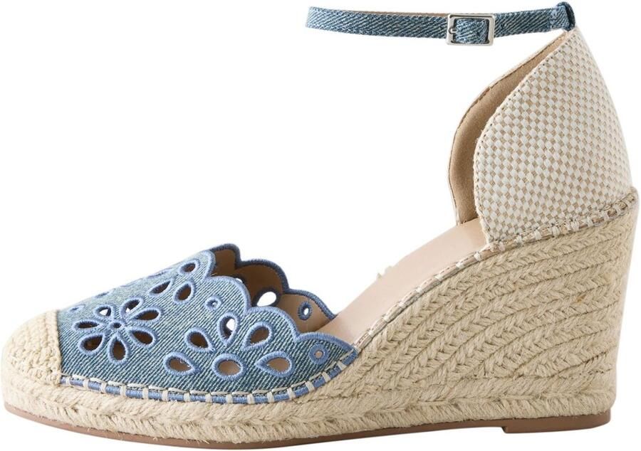 Next Dames Forever Comfort broderie-sleehakken met bedekte neus Blauw