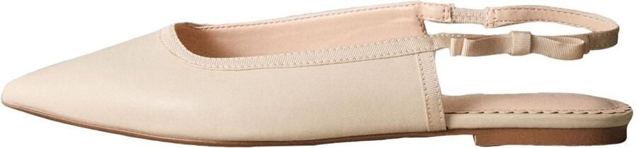 Next Dames Forever Comfort platte schoenen met puntige neus strikje aan de achterkant sleehak Wit