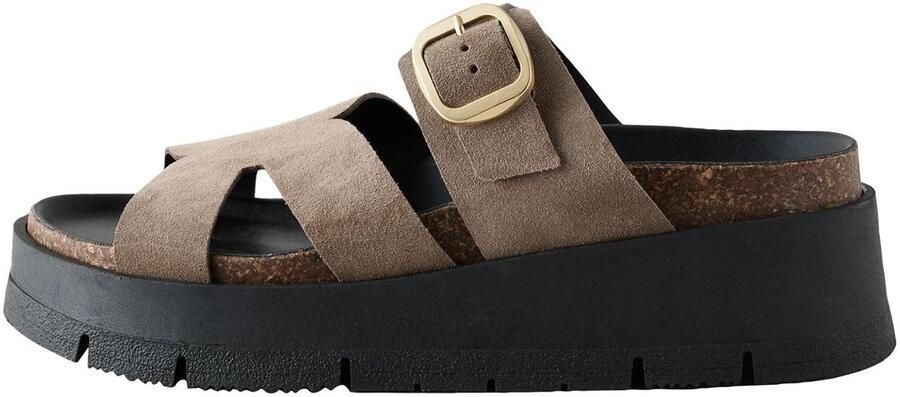 Next Dames Leren sandalen met gesp en bandjes Crème