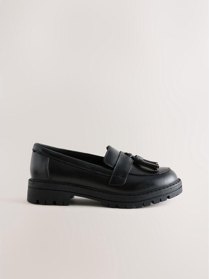 Next Meisjes Schoolschoenen met dikke zool kwastje en brede pasvorm Zwart