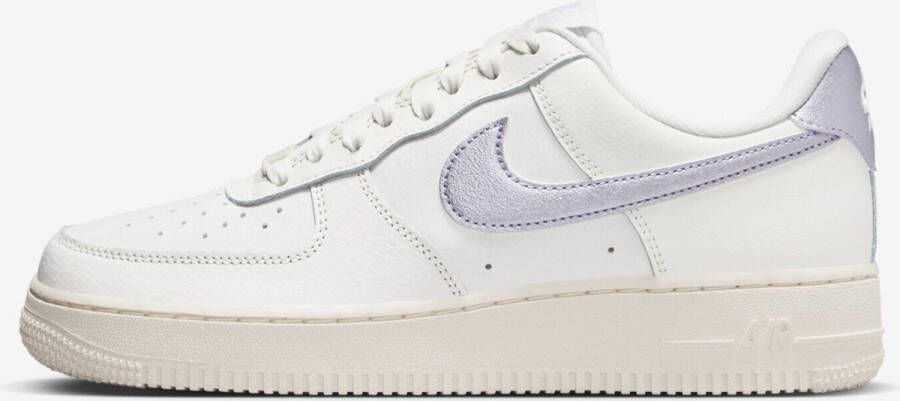 Nike Air Force 1 '07 ESS Sneakers