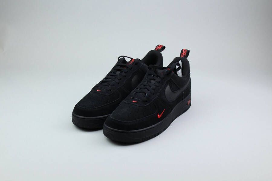 Nike Air Force 1 '07 LV8 'Black Light Crimson'