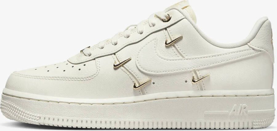 Nike Air Force 1 '07 Lx Basketball Schoenen sail sail sail metallic gold maat: 36.5 beschikbare maaten:36.5 37.5 38.5 39 40.5 41