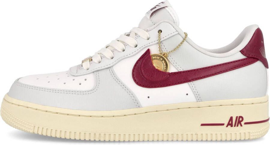 Nike Air Force 1 '07 SE Sneakers Photon Dust Team red Summit White