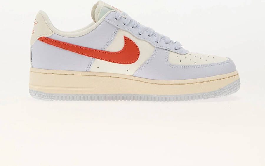 Nike Air Force 1 Low '07 Lichtblauw Gebroken Wit Oranje Sneakers