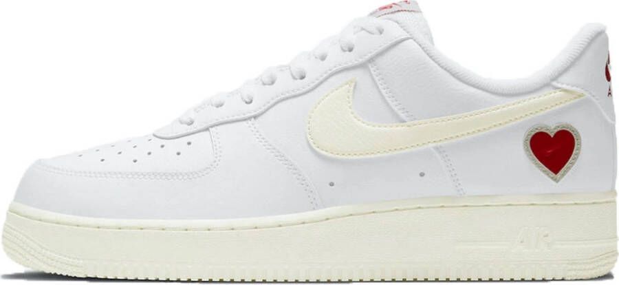Nike air force 1 DD7117-100 (Valentine Edition)