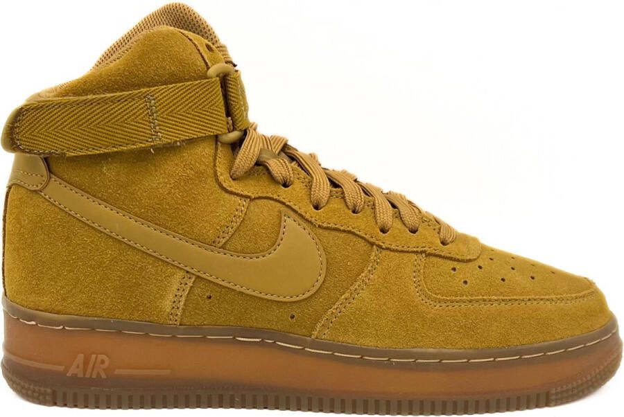 Nike Air Force 1 High Lv8 3 (gs) Basketball Schoenen wheat wheat gum light brown maat: 36.5 beschikbare maaten:36.5 37.5 38.5 39 40