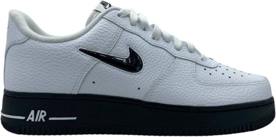 Nike AIR FORCE 1 JEWEL