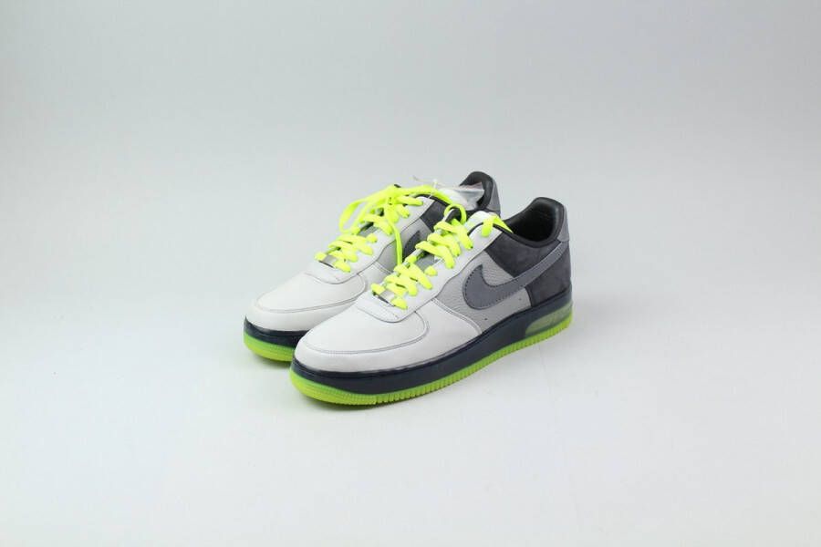 nike air max 270 size 4 black