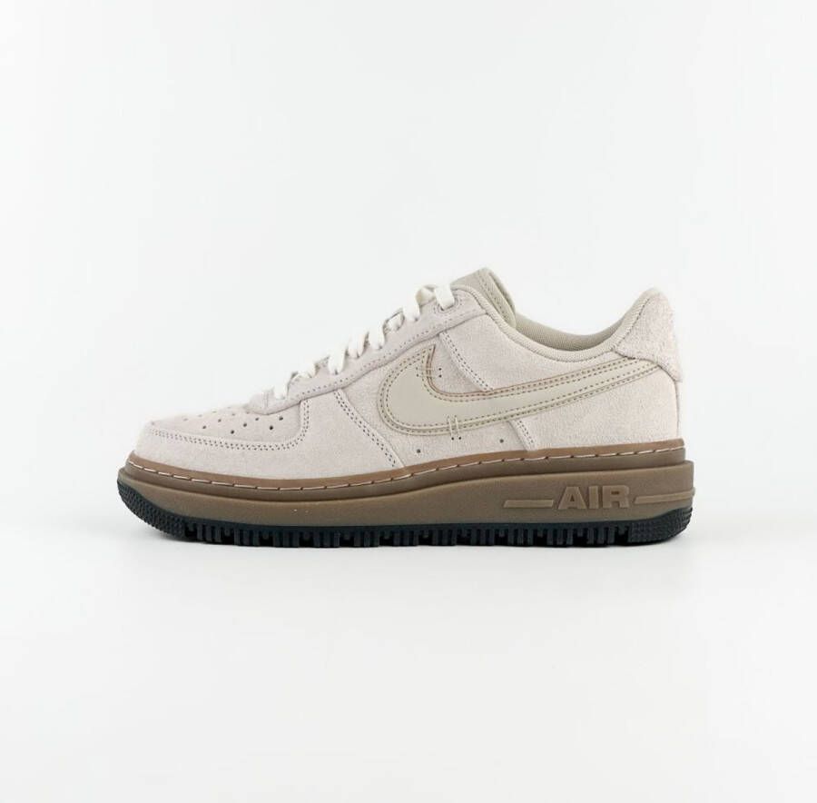 Nike Air Force 1 Luxe Beige Gum Suede Sneakers Unisex Doos Zonder Deksel