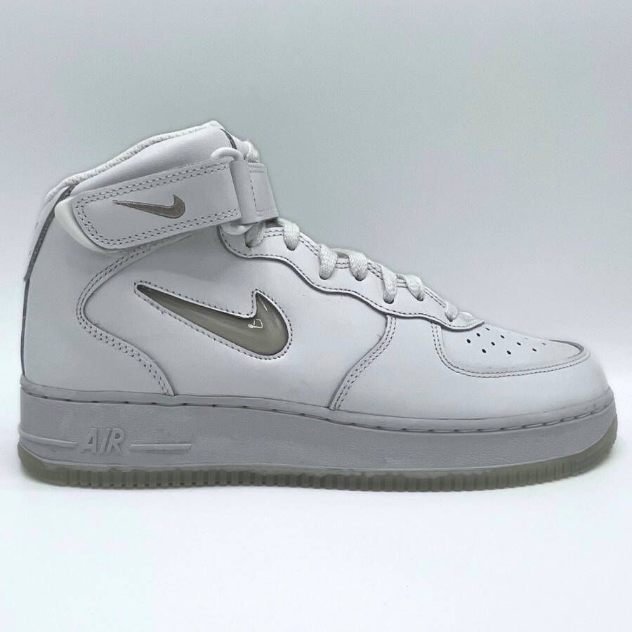 Nike Air Force 1 Mid (Summit White)
