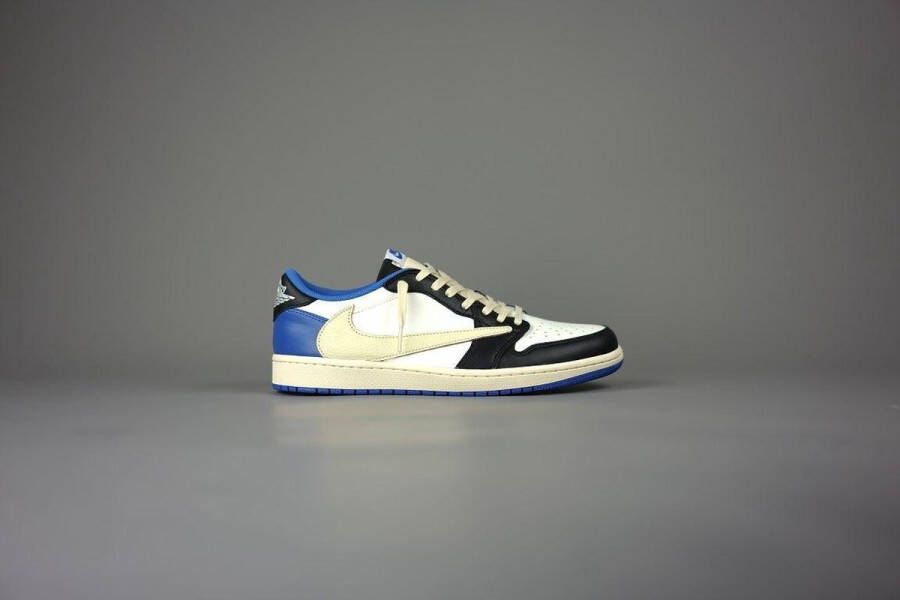 Nike AIR JORDAN 1 LOW FRAG T X TRAVIS SCOTT DM7866