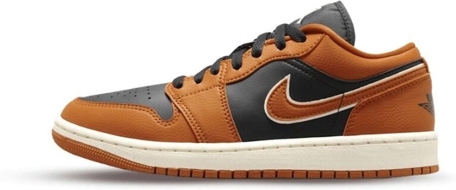 Air Jordan 1 Low SE Sport Spice (W)