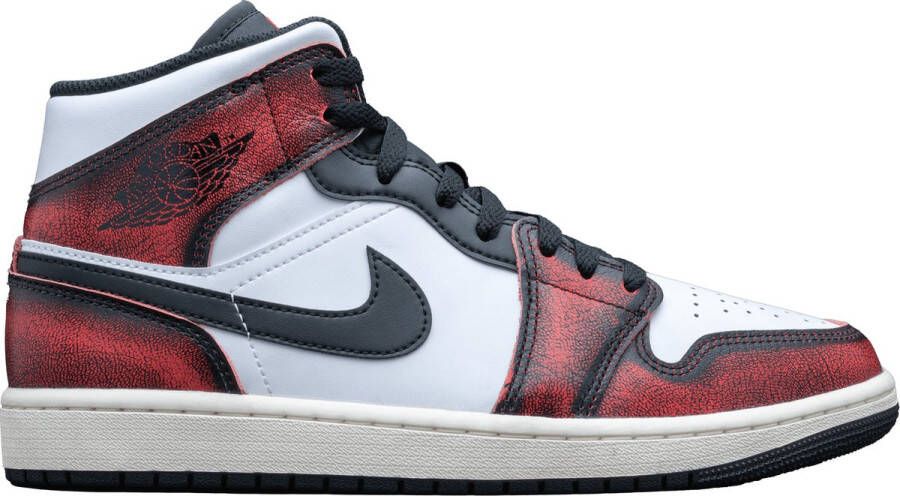 Jordan Air 1 Mid Se Black Infrared 23 White Sail Schoenmaat 40 1 2 Sneakers DV9565 006