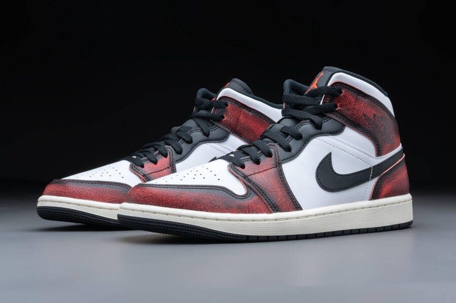 Jordan Air 1 Mid Se Black Infrared 23 White Sail Schoenmaat 40 1 2 Sneakers DV9565 006 - Foto 5