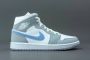 Nike Air Jordan 1 Mid Wolf Grey Aluminum (W) BQ6472-105 GRIJS Schoenen - Thumbnail 2