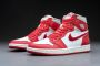 Jordan Varsity Red Hoge Top Sneakers (2022) Rood Dames - Thumbnail 3