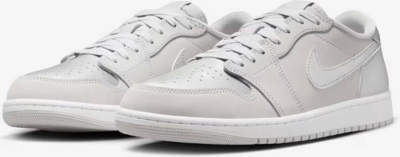 Nike Air Jordan 1 Retro Low OG Sneakers Neutral Grey Metallic Silver