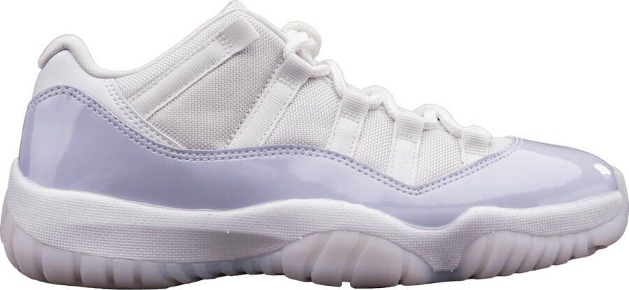 Jordan Wmns Air 11 Retro Low White Pure Violet White Schoenmaat 42 1 2 Sneakers AH7860 101