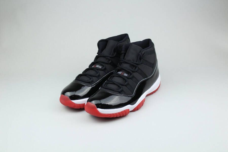 Nike Air Jordan 11 Retro 'Playoffs Bred' (2019)