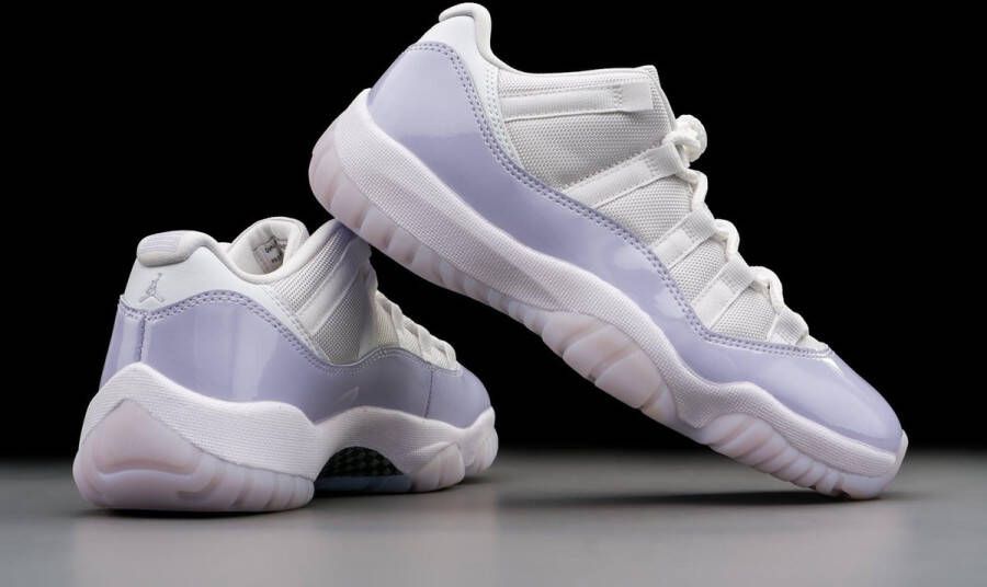 Nike Air Jordan wmns Air Jordan 11 Retro Low Pure Violet (W) AH7860-101 Kleur als op foto