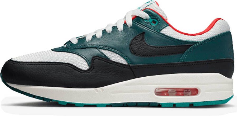 Nike AIR MAX 1 PREMIUM SNEAKER