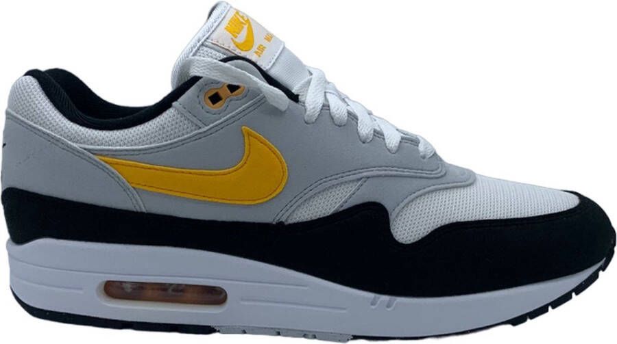 Nike Air Max 1 Max Schoenen white gold black maat: 42.5 beschikbare maaten:41 42.5 43 44.5 45 46