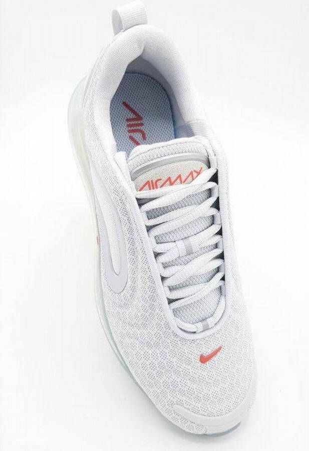 Nike air max 720 silver