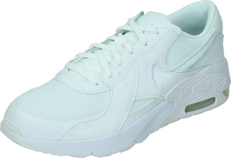 Nike air max excee in de kleur wit