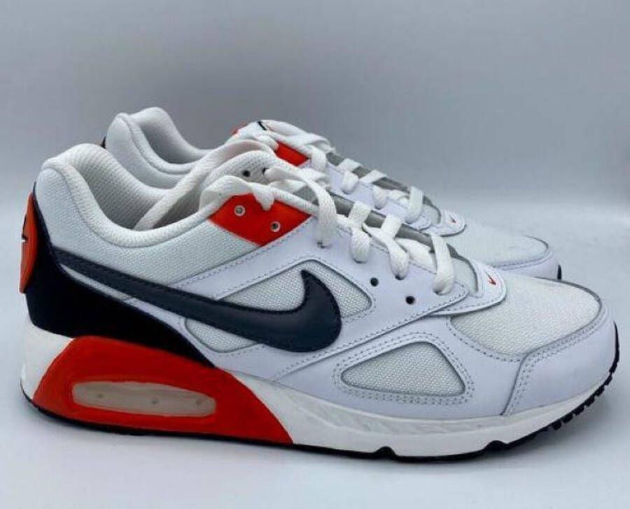 Nike Air Max Ivo