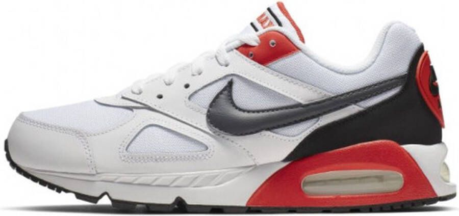 Nike Sneakers Baskets Air Max Ivo cuir