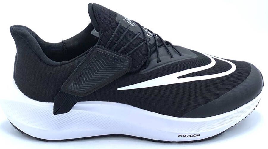Nike Air Zoom Pegasus FlyEase Eenvoudig aan en uit te trekken hardloopschoenen voor heren (extra breed) Zwart