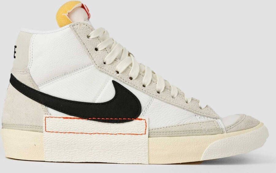 Nike Blazer '77 Remastered Basketball Schoenen white black light bone white maat: 45.5 beschikbare maaten:40 45.5