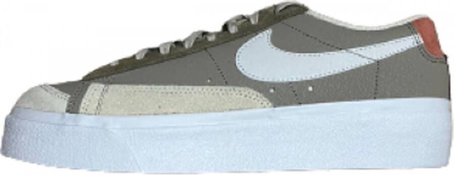 Nike Sportswear Sneakers laag 'BLAZER LOW PLATFORM SP'