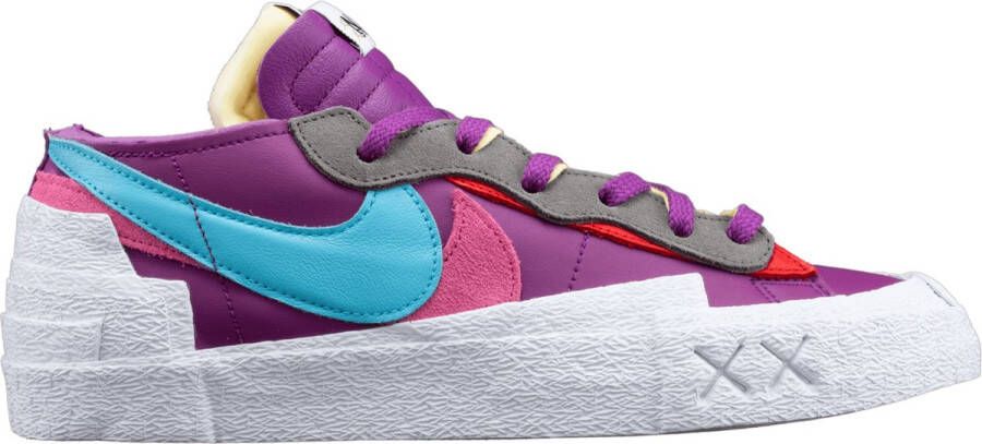 Nike Blazer Low sacai KAWS Purple Dusk DM7901-500 Paars Schoenen