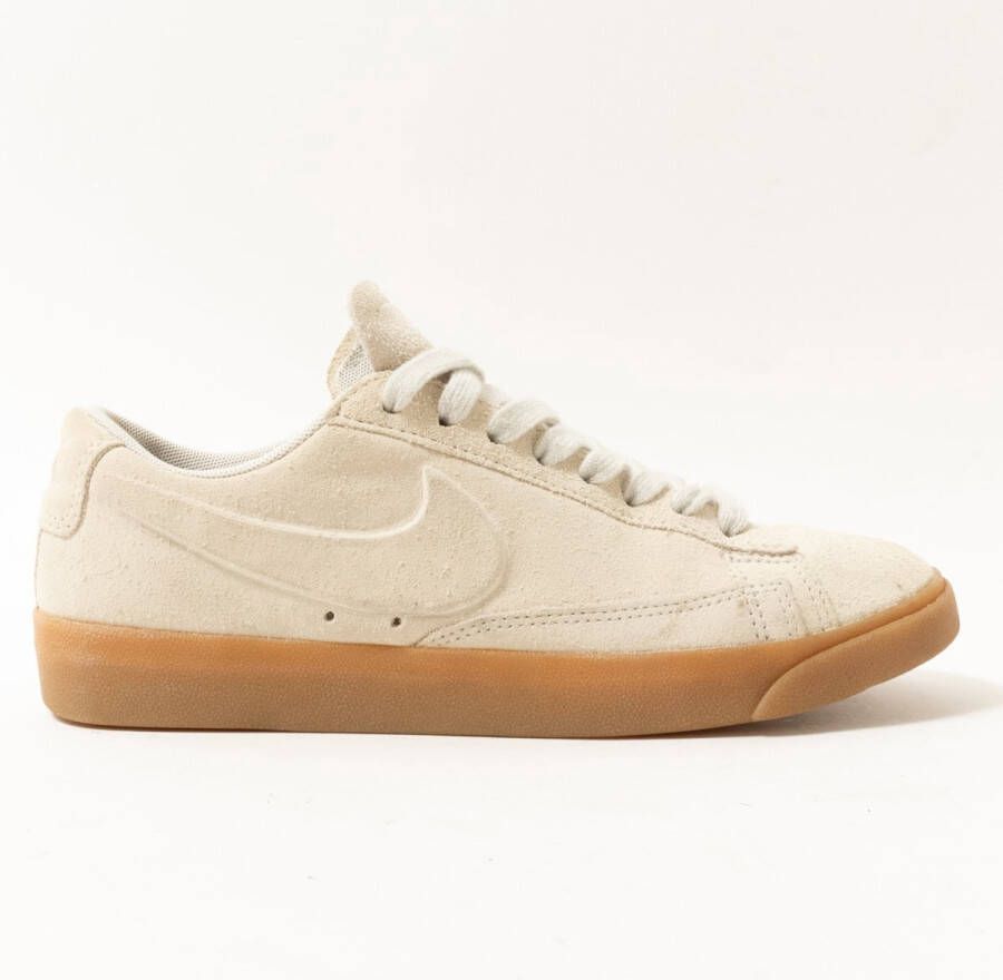Nike Blazer Low SD Beige Dames Sneakers Doos zonder deksel