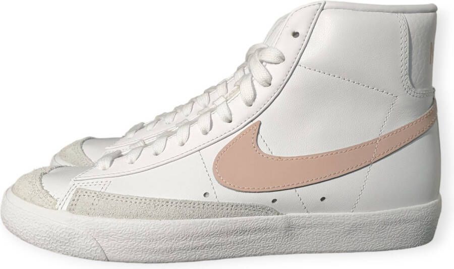 Nike Wmns Blazer Mid Basketball Schoenen white pink oxford black summit white maat: 36.5 beschikbare maaten:38.5 39 40.5 36.5 42
