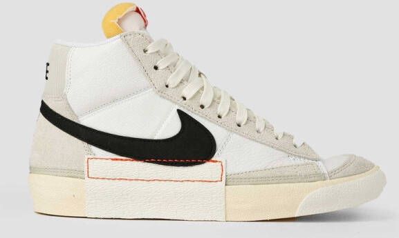 Nike Blazer '77 Remastered Basketball Schoenen white black light bone white maat: 45.5 beschikbare maaten:40 45.5