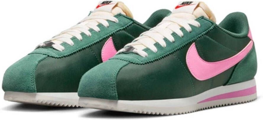 Nike Schoenen Cortez Textile Fir Sail Team Orange Pinksicle- Dames Fir Sail Team Orange Pinksicle